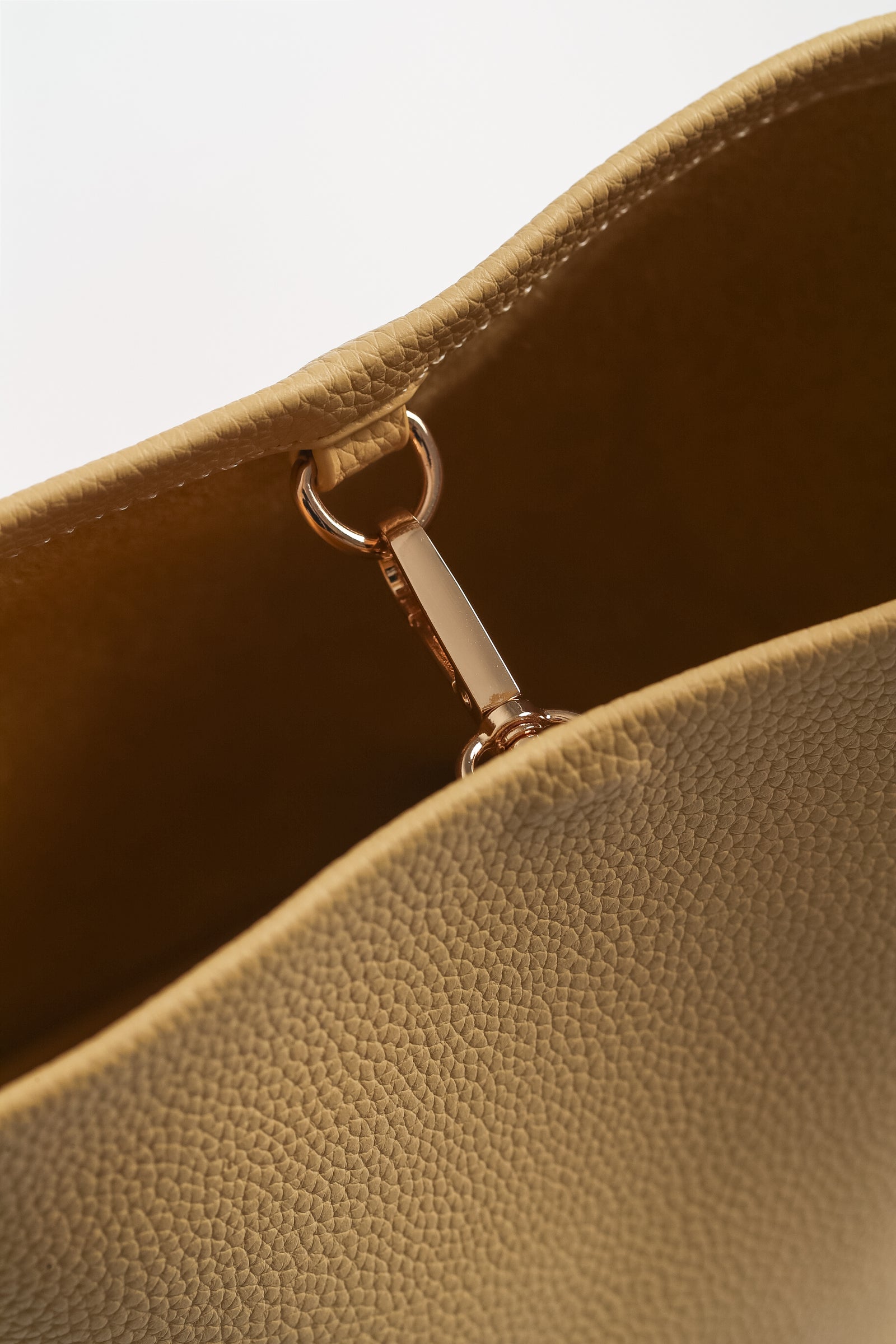 Hei Bucket Bag Leather - Butter Yellow