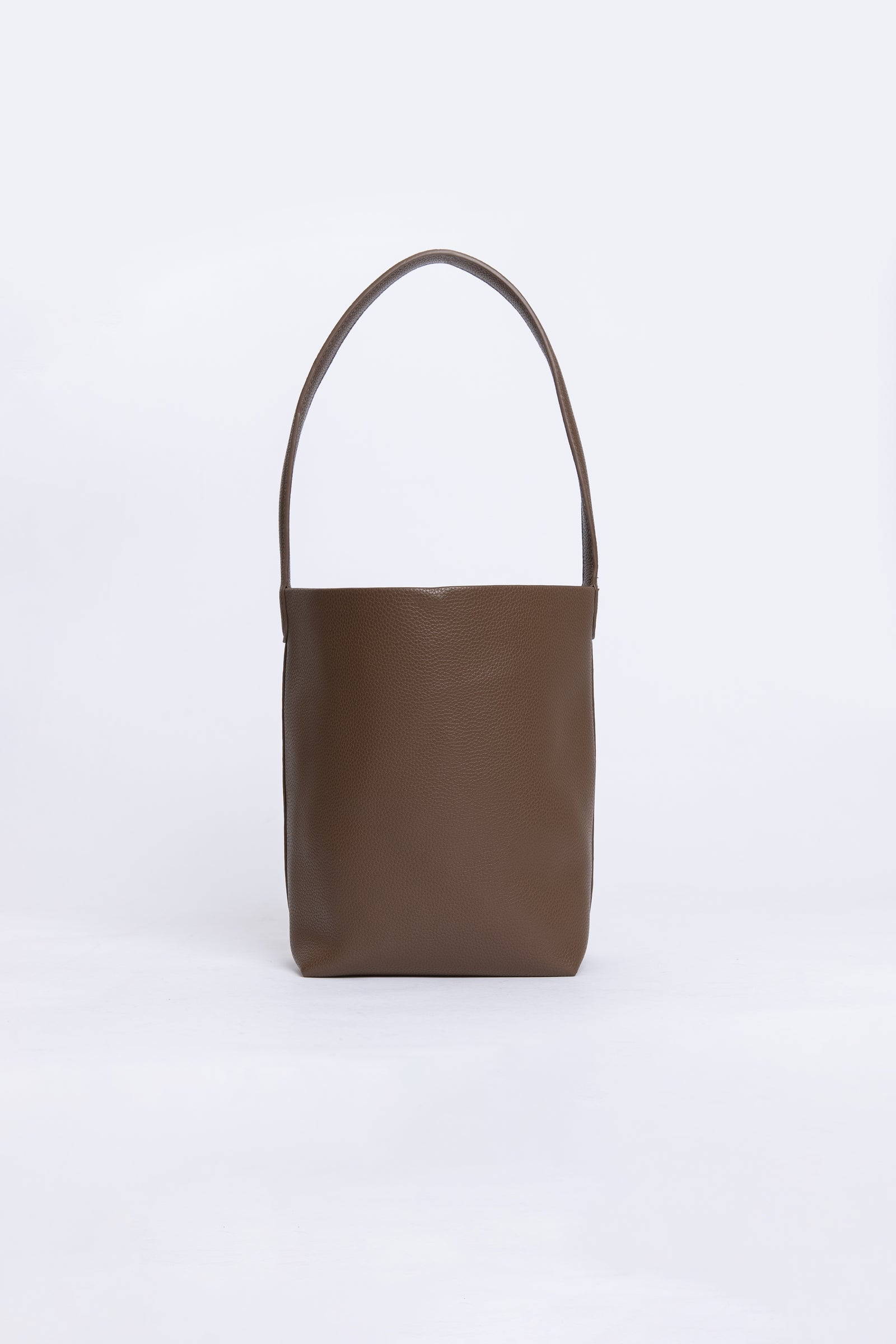 Hei Bucket Bag Leather Large - Taupe