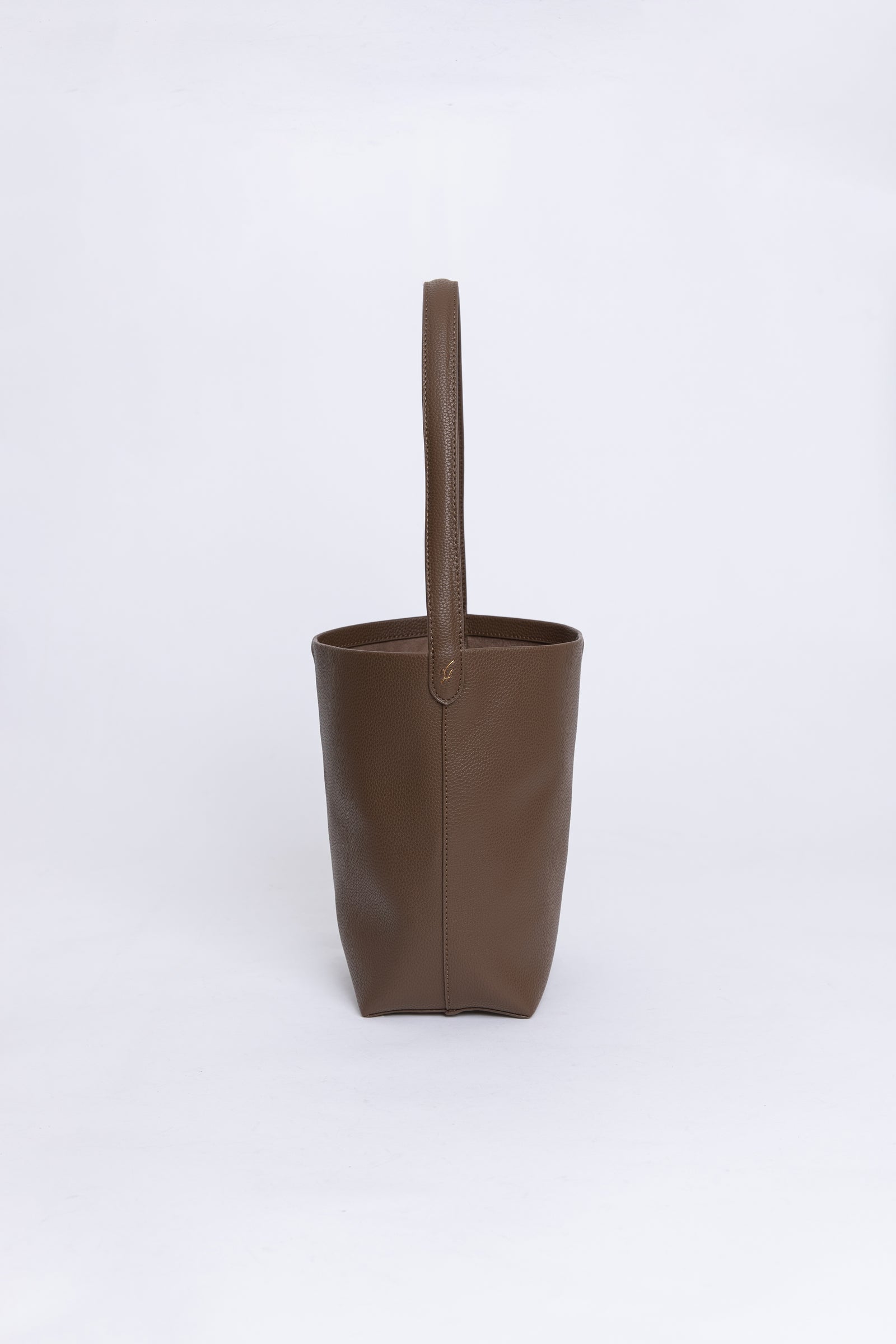 Hei Bucket Bag Leather Large - Taupe