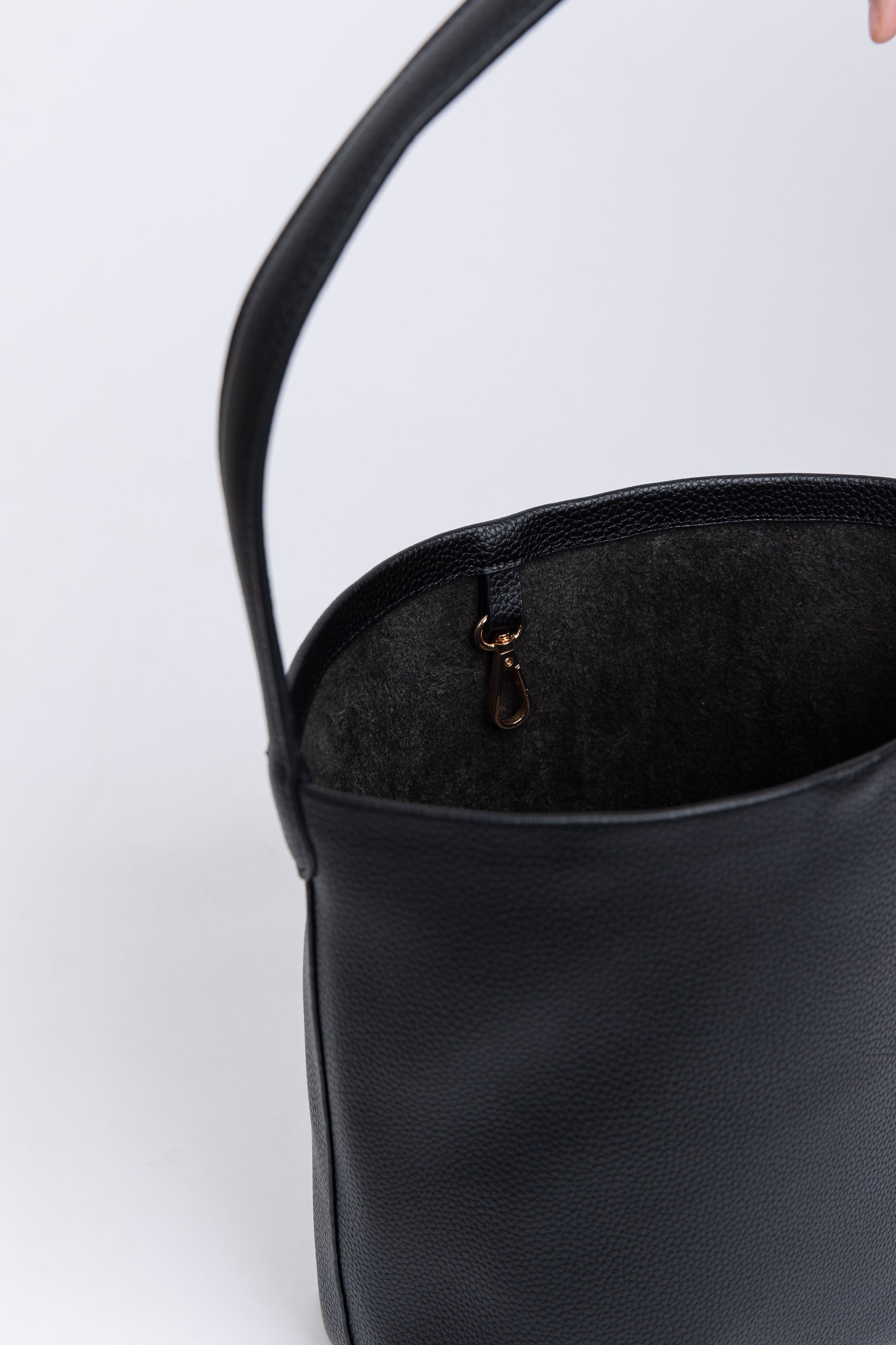 Hei Bucket Bag Leather - Black