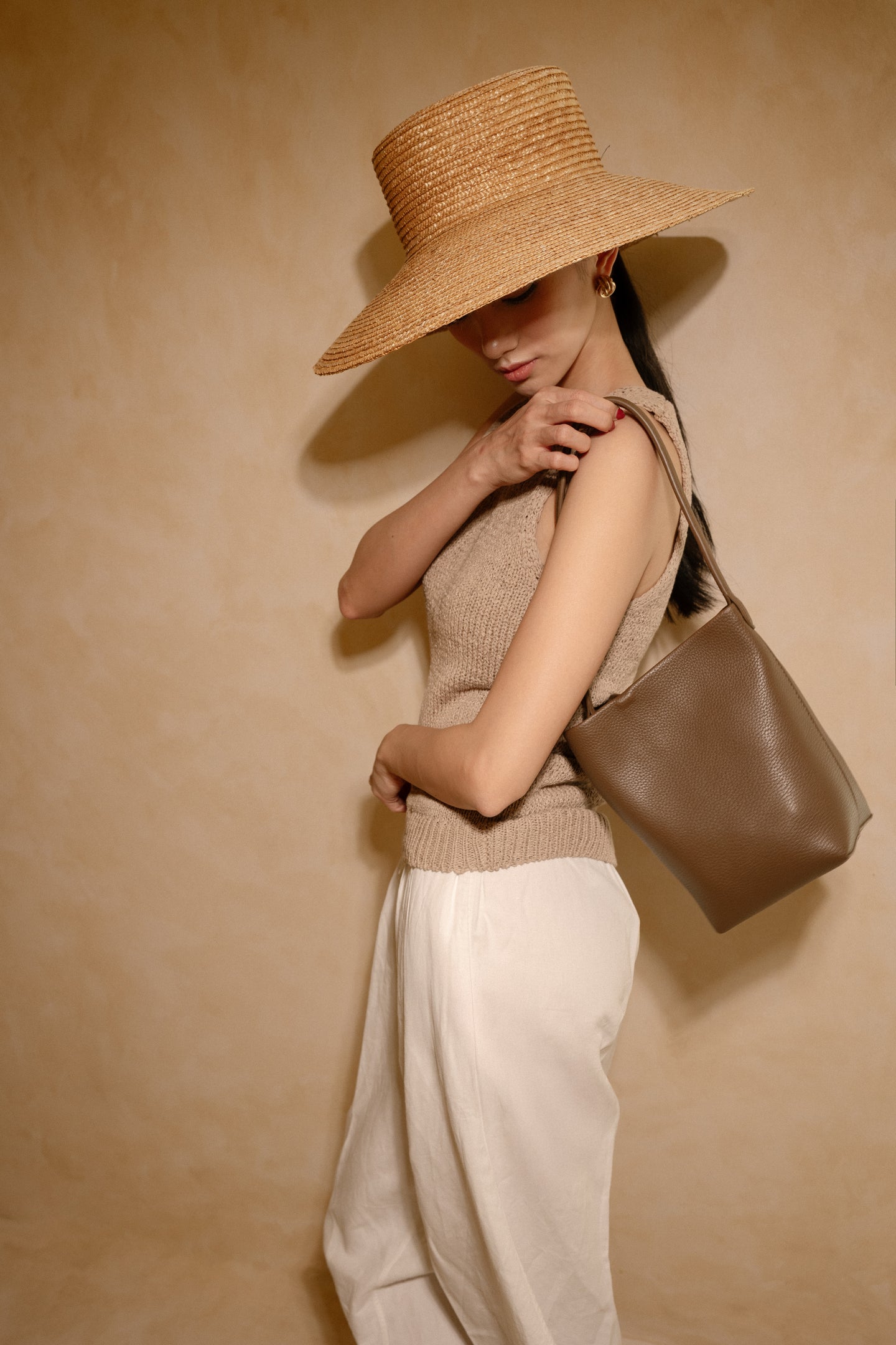 Hei Bucket Bag Leather - Taupe