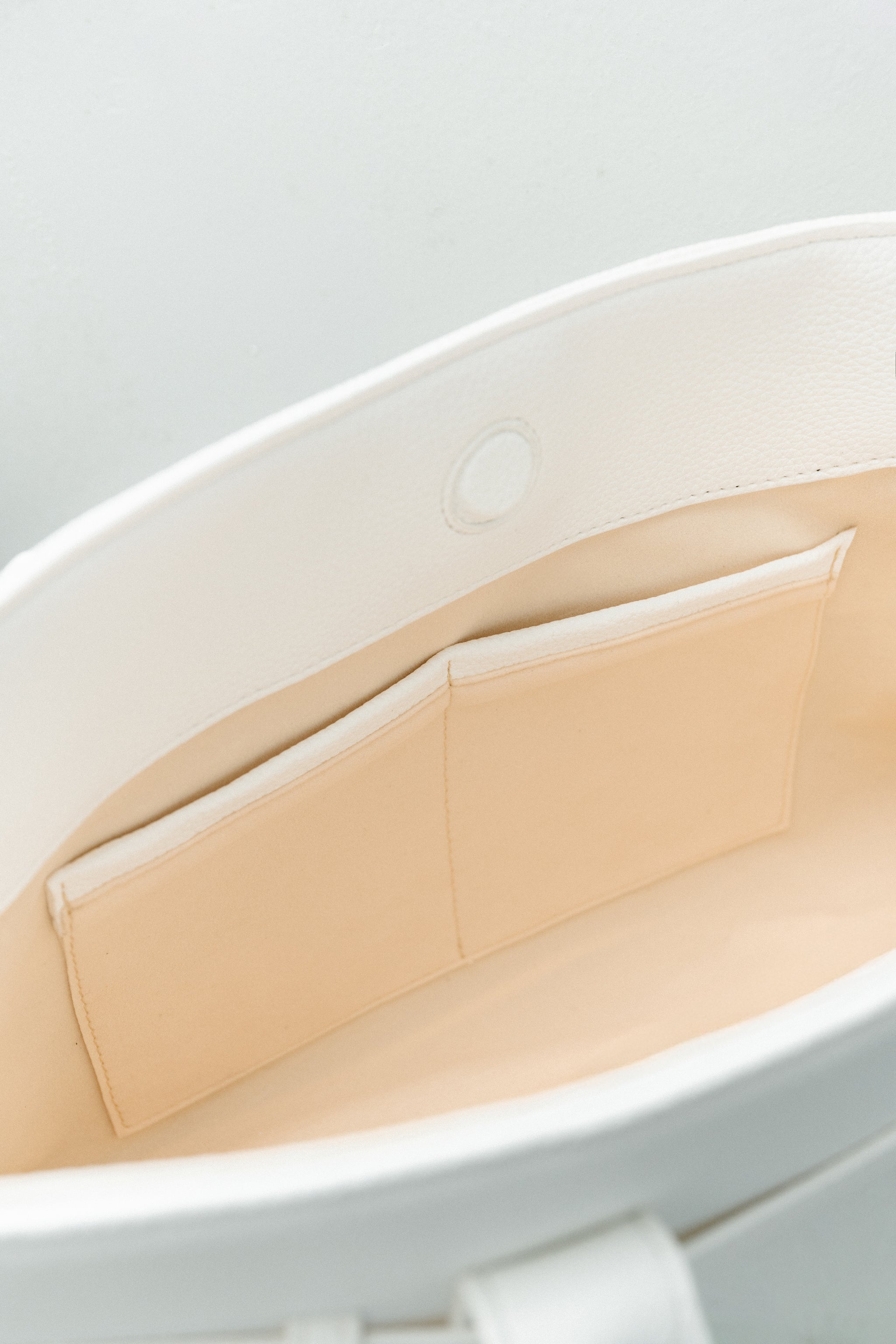 Elara Bag - White